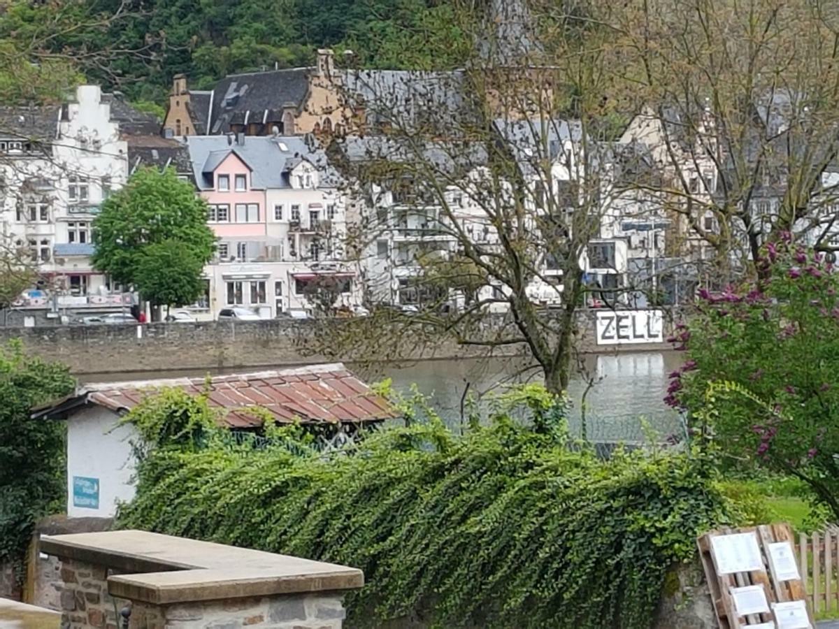 Haus Anna Villa Zell an der Mosel Exterior foto